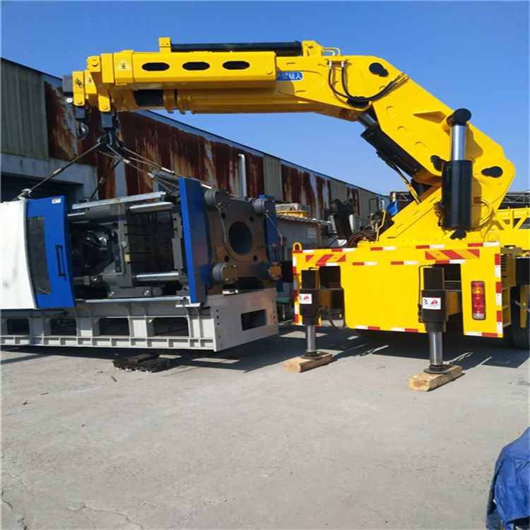 卢龙县 大吨位折臂吊出租费用解析：一小时租赁多少钱