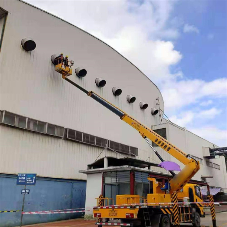 卢龙县高空作业车出租服务：专业广告牌安装解决方案