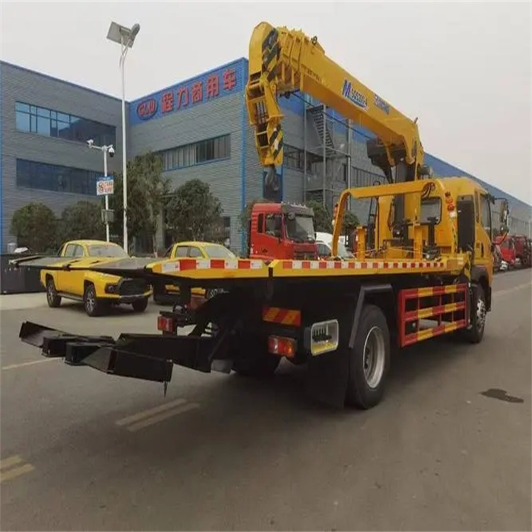 卢龙县附近小随车吊出租电话，轻松解决搬运烦恼