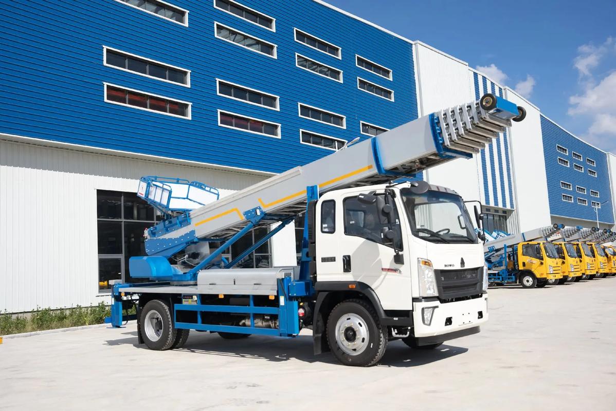 卢龙县出租云梯车高空作业车 建筑垃圾搬运